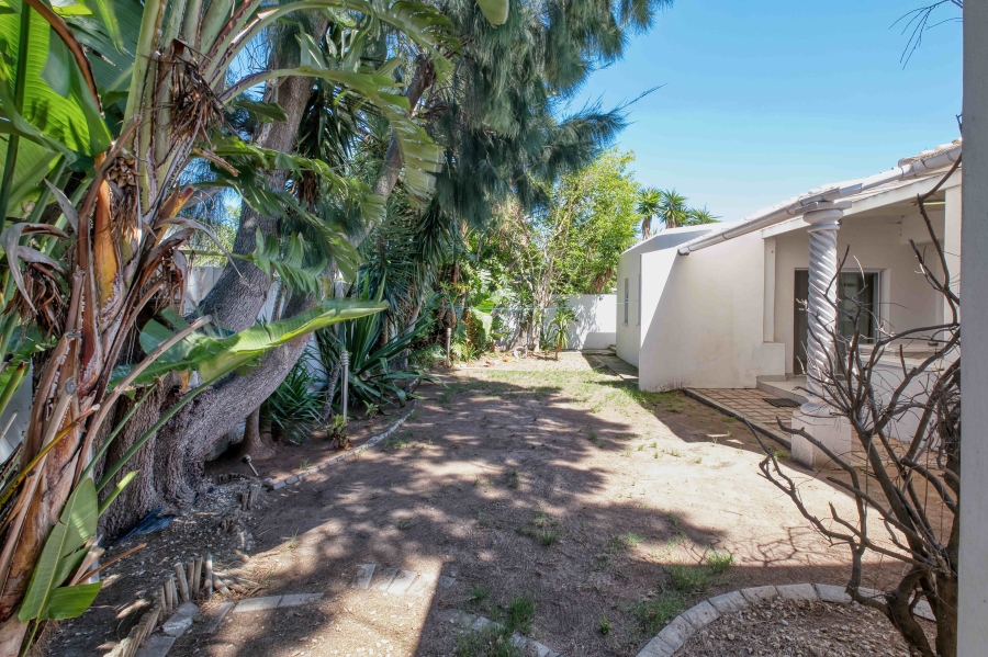 6 Bedroom Property for Sale in Summerstrand Eastern Cape